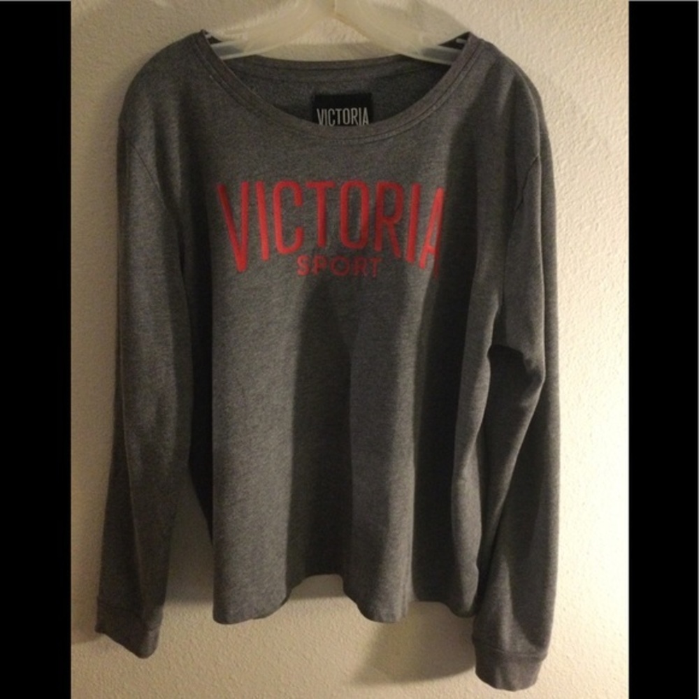 Victoria Sport Gray Long Sleeve Top Size Large
